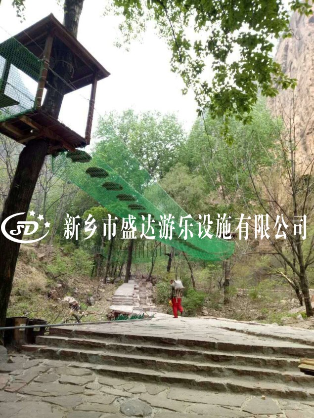 丛林穿越